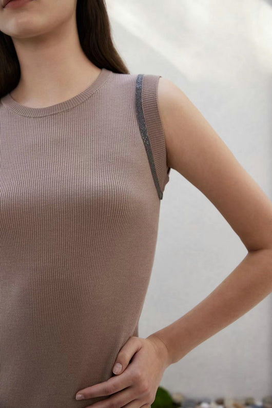 Vestido Tejido de Lana sin Mangas Cuello Redondo con Detalles de Perlas - Image 13