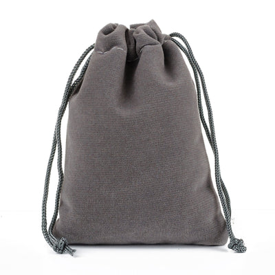 Bolsas de Terciopelo Negro con Cordón para Joyas y Accesorios - Image 5