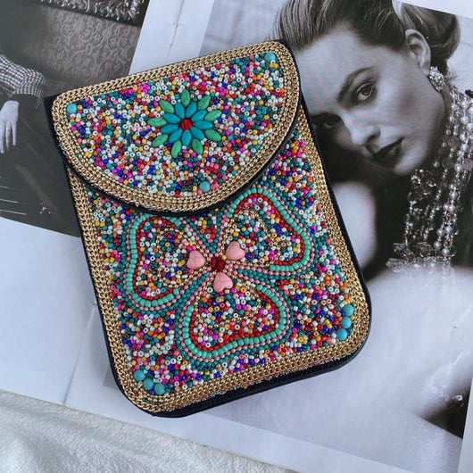 Bolsa Bohemia para Celular con Cuentas y Concha Marina - Image 98