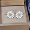 Pequeño daisy flower earrings earrings ring bracelet necklace Pequeño earrings