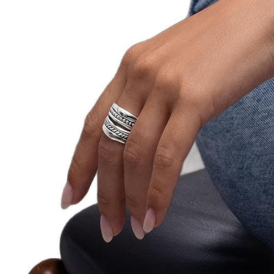 Anillo Retro Irregular para Hombre - Diseño Edgy y Moderno - Image 2