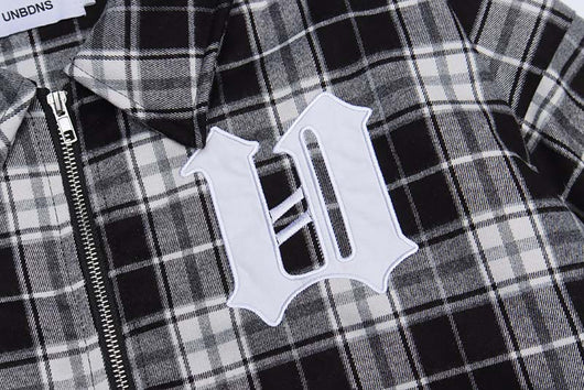 Chaqueta Acolchada de Algodón con Cuadros y Letras Bordadas para Hombre - Image 9