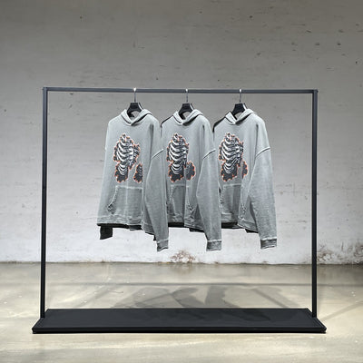 Sudadera con Capucha Estampado Calavera y Huesos Diseño Oversize