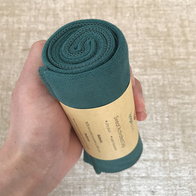 Toalla Cuadrada Absorbente para Yoga y Fitness - Image 14