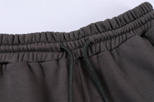 Shorts Casuales con Cierre Lateral y Abertura Moderna - Image 9