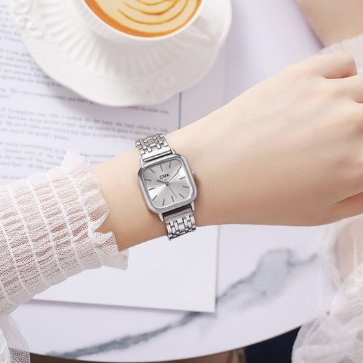 Reloj de Cuarzo Elegante para Mujer - Diseño Versátil y Minimalista - Image 14