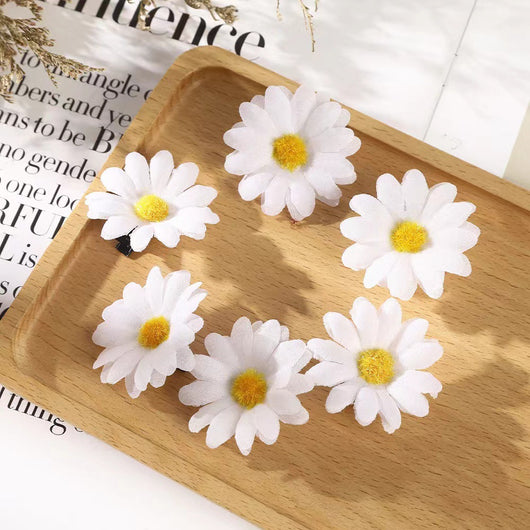 Clip para Cabello Girasol Simulado Premium - Image 7