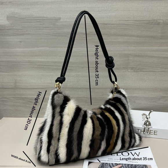 Bolsa Baguette de Peluche con Pelaje Real