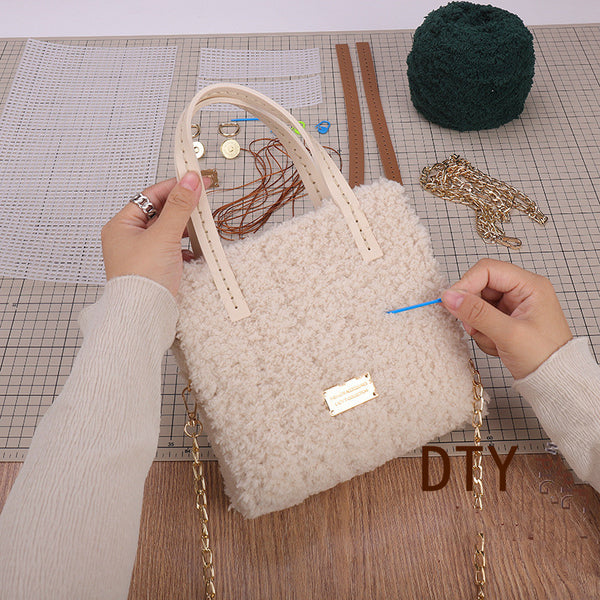 Prenda Tejida a Mano en Lana Premium