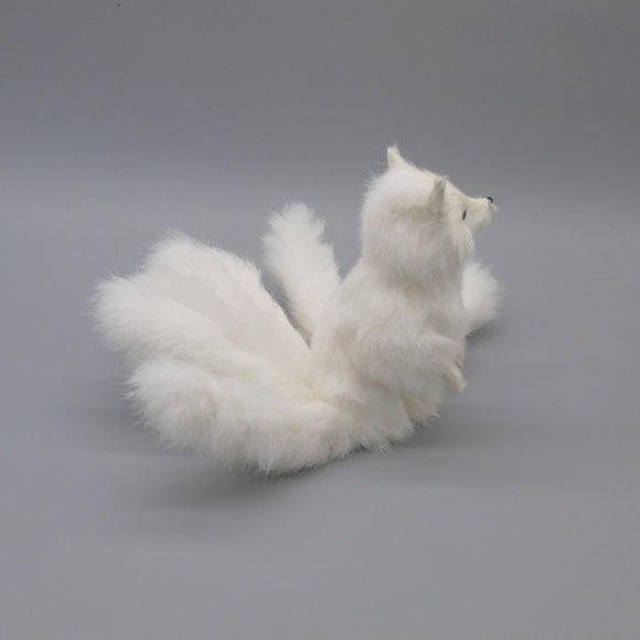 Figura Decorativa Zorro de Nueve Colas - Accesorio para Vitrina y Fotografía