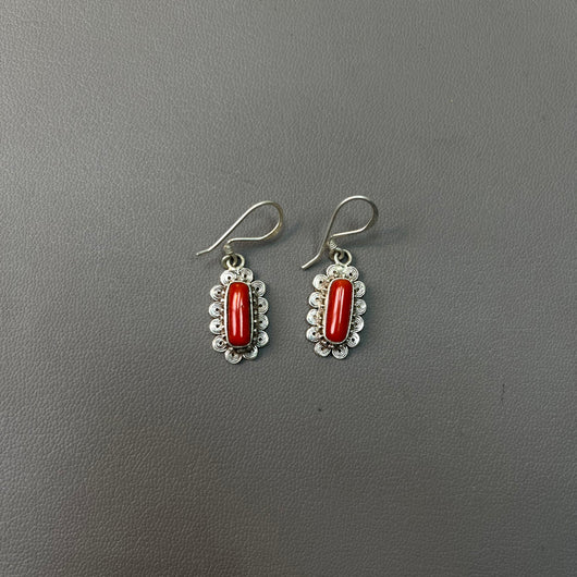 Aretes Nepalíes de Cuentas Rojas - Diseño Simple y Elegante - Image 7