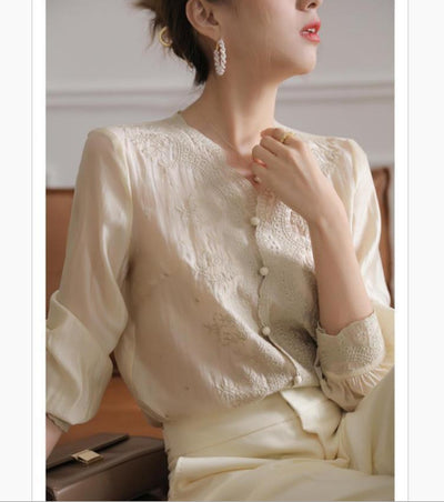 Camisa de Trabajo Bordada para Mujer de Alto Rendimiento - Image 4