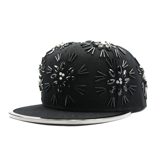 Gorra Hip Hop con Cristales Coloridos y Borde Metálico para Presentaciones - Image 16
