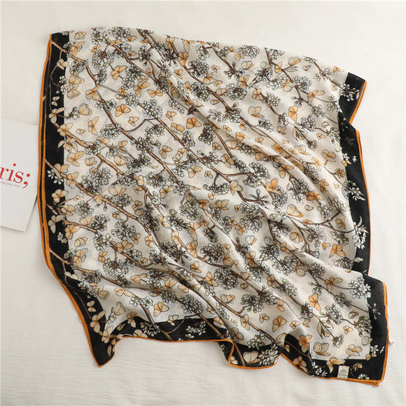 Pañuelo Elegante Mariposas Estampadas - Algodón y Lino