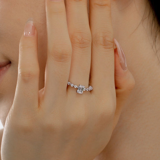 Anillo de Diamante Redondo para Mujer
