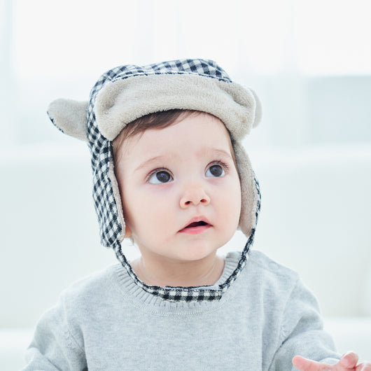 Gorro para Bebé de Cashmere con Orejas de Oso a Cuadros Blanco y Negro - Image 3