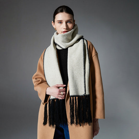 Bufanda Reversible de Lana Doble Faz con Borlas - Colores Sólidos