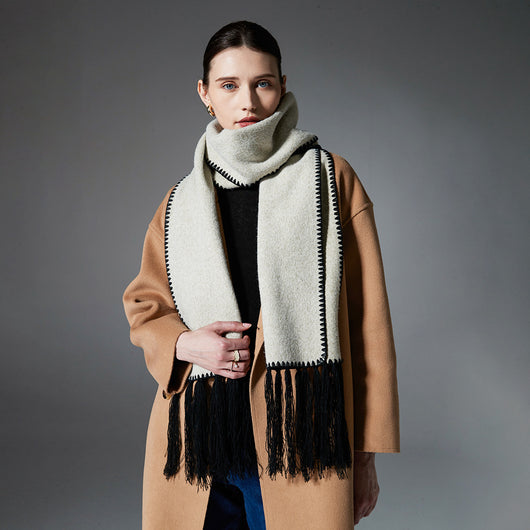 Bufanda Reversible de Lana Doble Faz con Borlas - Colores Sólidos