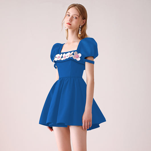 Vestido Rojo para Mujer con Flores Tridimensionales - Image 9
