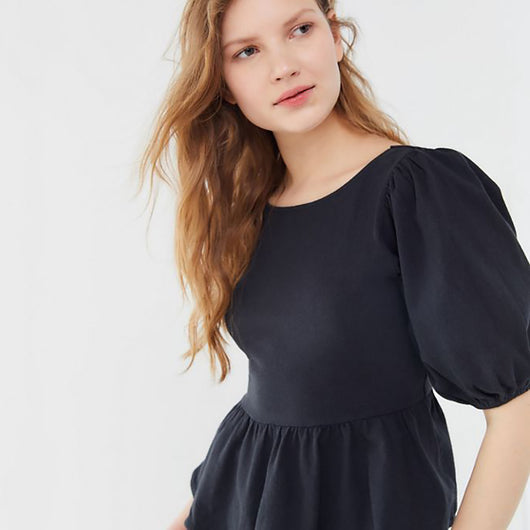 Blusa Elegante con Mangas Abullonadas y Espalda Descubierta - Image 9