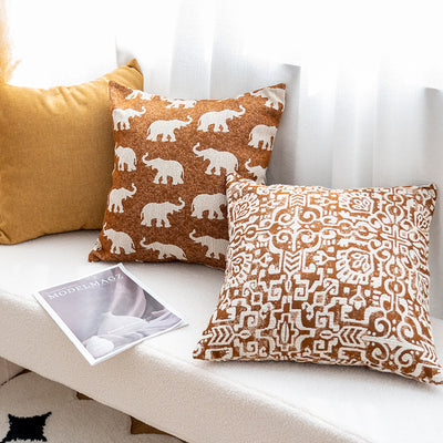 Cojín Decorativo Étnico con Tejido Teñido de Elefante - Image 5