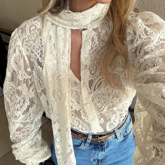 Blusa Elegante de Encaje Francés con Mangas Largas Transparentes - Image 3