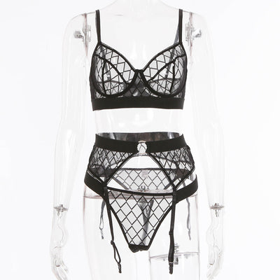 Conjunto de Lencería Sensual en Malla de Tres Piezas - Image 12