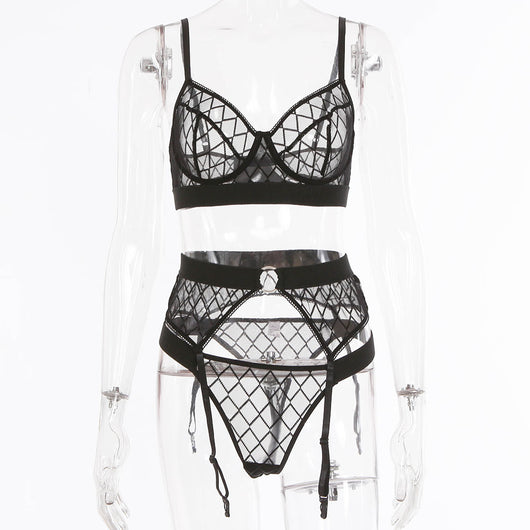 Conjunto de Lencería Sensual en Malla de Tres Piezas - Image 12