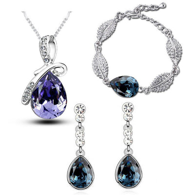 Set de Joyas Elegantes: Aretes Gota de Cristal, Collar Acacia y Pulsera - Image 13