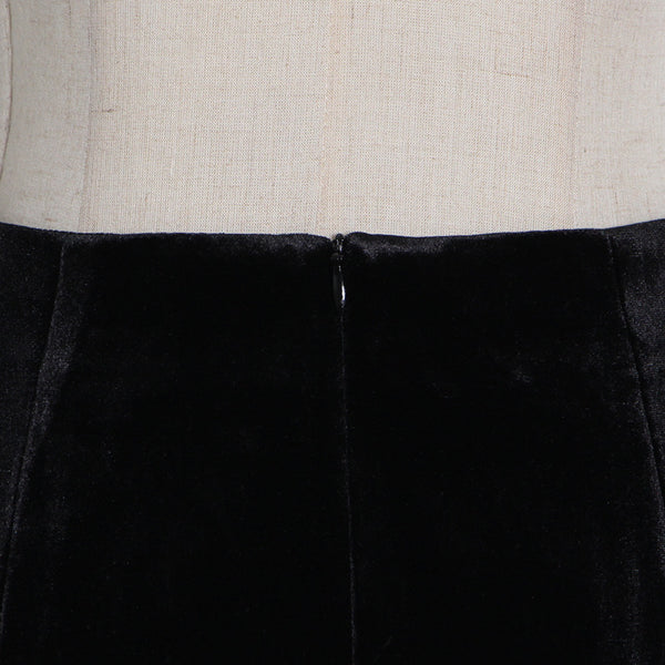 Blusa Ante Cuello Alto con Flecos y Falda Cadera