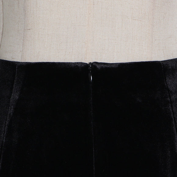 Blusa Ante Cuello Alto con Flecos y Falda Cadera