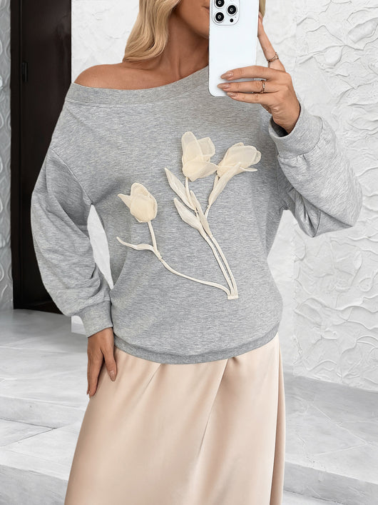Blusa Elegante con Flores 3D y Hombros Descubiertos - Image 8