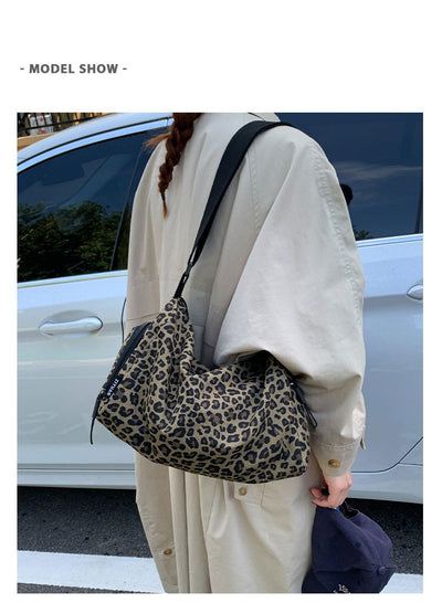 Bolso Mensajero Deportivo Estampado Leopardo Gran Capacidad - Image 31