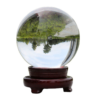 Bola de Cristal con Base de Madera - Image 3