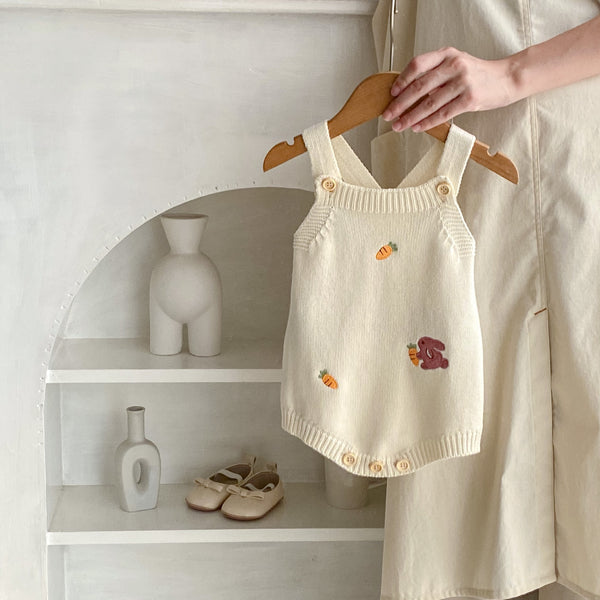 Cardigan Tejido para Bebé con Bordado de Conejo y Zanahoria Otoñal