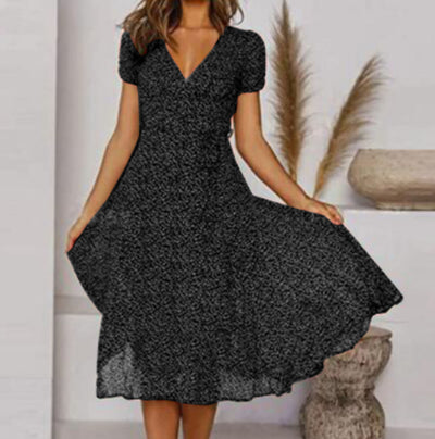 Vestido Estampado Escote V con Cordones y Detalles de Encaje - Image 5