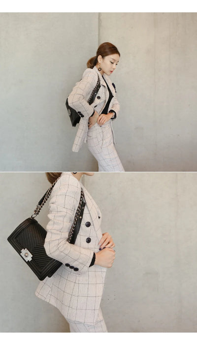 Traje Ejecutivo para Mujer con Solapa y Doble Botonadura - Image 9