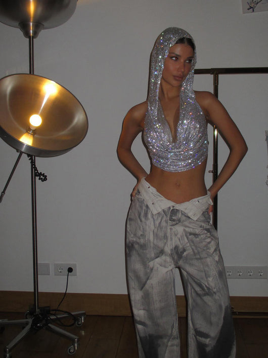 Chaleco Deportivo Brillante con Capucha y Lentejuelas Metálicas - Image 16