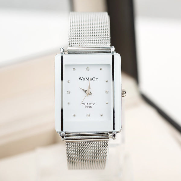Reloj de Dama con Malla de Plata y Caja Cuadrada