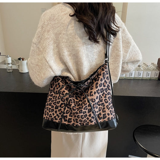 Mochila de Moda con Estampado Leopardo de Gran Capacidad Multiusos - Image 18