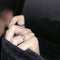 Anillo de Plata Esterlina Giratorio para Parejas con Diamantes y Gipsófila