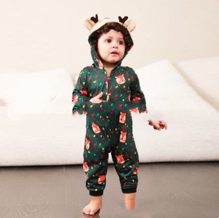 Pijamas Navideños a Juego para Toda la Familia con Estampados Festivos - Image 2