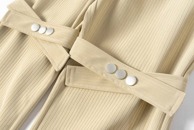 Pantalones Acampanados de Cuero PU con Botones y Lazo para Mujer - Image 12