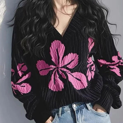 Blusa Estampada Floral Negra Ajustada y Favorecedora - Image 3