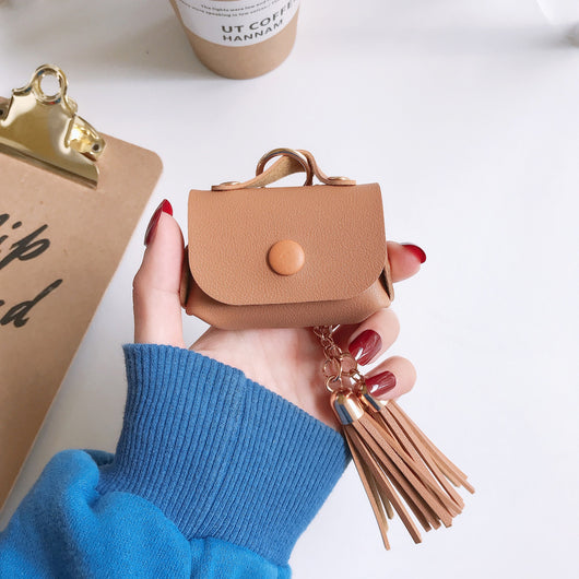 Bolsa de Cuero para Audífonos Tres Generaciones: Elegancia Versátil y Funcional - Image 6