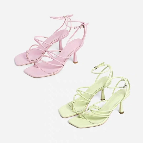 Sandalias de Tacón Alto Versátiles con Hebilla - Diseño Minimalista y Moderno