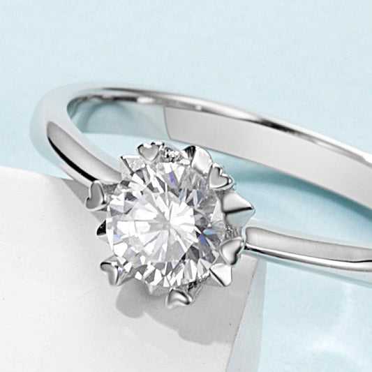 Anillo de Moissanita Copo de Nieve Brazos Rectos 50 Puntos Elegante y Delicado - Image 2