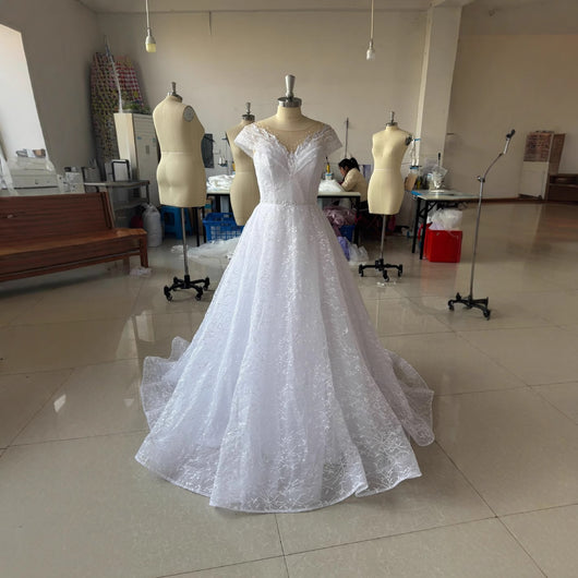 Vestido de Novia Hombros Descubiertos con Velo Nupcial de Encaje - Image 4