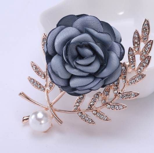 Broche Floral Temperamental para Suéter y Cardigan - Accesorio de Moda Femenina - Image 6