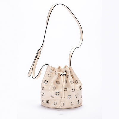 Bolso Bandolera Bucket con Remaches en Ante - Image 4